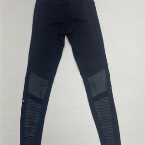 ALO black motto leggings W XS ATHLETIC ATHLEISURE YOGA WORKOUTS CASUAL